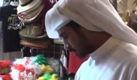 موقف حظي بإشادة واسعة.. مواطن قطري يرفض مقابلة قناة إسرائيلية في سوق واقف بالعاصمة الدوحة