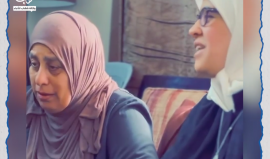 والدة الشهيد إبراهيم النابلسي تشاطر والدة شهيد طولكرم أمير أبو خديجة