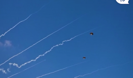 المقاومة الفلسطينية ترد نهاراً على جريمة اغتيال الشيخ خضر عدنان وتتصدى ليلاً لعدوان الاحتلال على القطاع وتفرض عليه وقفاً لإطلاق النار