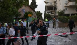 أَضرار واسعة في تل أبيب جراء سقوط صاروخ ايراني