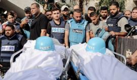 تشييع صحفيين قتلهم جيش الاحتلال الإسرائيلي