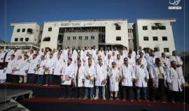 تخريج فوج "درع الإنسانية" في غزة: أطباء من قلب الإبادة إلى ساحات الشفاء