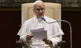 بابا الفاتيكان ليو الرابع عشر