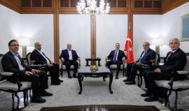 وفد قيادة حماس يلتقي وزير الخارجية التركي في أنقرة