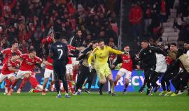 بنفيكا يقصي ريال مدريد إلى الملحق بعد فوز مثير في دوري أبطال أوروبا