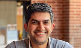 الصحفي مجاهد بني مفلح يدخل جراحة عاجلة إثر نزيف دماغي حاد