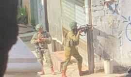 اقتحام سابق لقوات الاحتلال