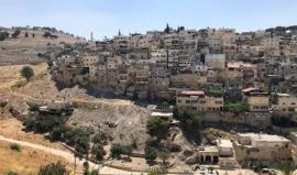 الاحتلال يستهدف حي بطن الهوى في بلدة سلوان