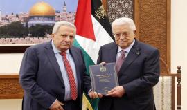 حماس تنتقد إجراءات السلطة لكتابة الدستور وتدعو إلى حوار وطني شامل