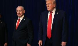 رئيس وزراء الاحتلال الإسرائيلي، بنيامين نتنياهو و الرئيس الأمريكي دونالد ترامب