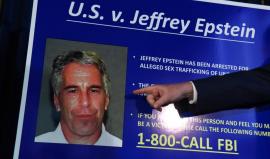 إبستين تبرع لجيش الاحتلال والمستوطنين وأنكر وجود فلسطين