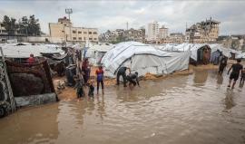 غرق خيام النازحين بغزة