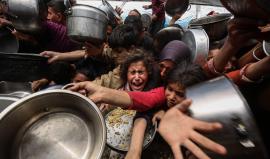 مركز حقوقي يحذر من سياسية "إسرائيلية" لتحويل غزة "بيئة طاردة للحياة"