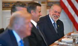 مايك هاكابي ودونالد ترامب