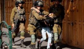 أكثر من 100 حالة اعتقال في الضفة الغربية منذ بداية شهر رمضان