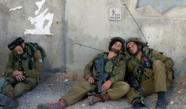 "بصقة في الوجه!".. بوادر تمرد في صفوف قوات الاحتلال برفح