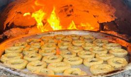 كعك العيد في غزة.. فرح يُصنع رغم الوجع