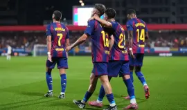 نجم برشلونة يثور ضد فليك: لست سعيدًا.. أستحق اللعب أكثر