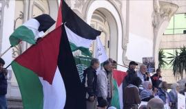 وقفة في تونس تنديدا بإغلاق الاحتلال للمسجد الأقصى