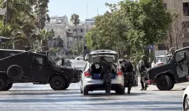 الاحتلال يحتجز عمال صيانة ويعيق عملهم شمال شرق رام الله