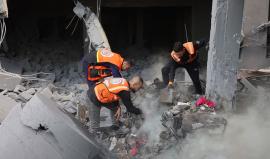 انتشال رفات 20 شهيدًا من منزل دمره الاحتلال في بيت لاهيا