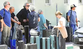 إجلاء رعايا غربيين وأمريكيين من دول الشرق الأوسط