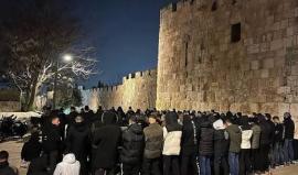 الشيخ عكرمة صبري: فتوى بوجوب الصلاة عند أبواب الأقصى وإغلاق مساجد القدس في العيد