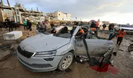 3 شهداء في قصف الاحتلال لمركبة مدنية غرب غزة