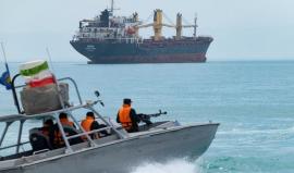 اغلاق مضيق هرمز