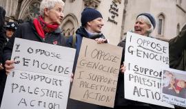 احتجاجات في بريطانيا