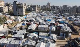 الاحتلال يشدد الحصار على غزة والسكان يخشون "المجاعة" مجددا