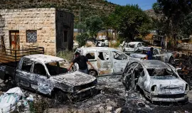 هجمات المستوطنين على ترمسعيا والقرى الفلسطينية تتصاعد.. حرق منازل ومركبات وسط إفلات شبه كامل من العقاب