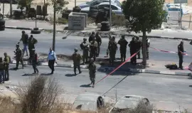 إصابة شاب برصاص الاحتلال في القدس واعتداءات للمستوطنين في عدة بلدات بالضفة