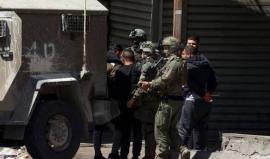 اعتقالات متواصلة للاحتلال والمستوطنين في عدة مناطق بالضفة الغربية