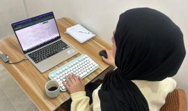 الشابة ميار كباجة.. قصة إبداع تتحدى الظروف بابتكار تطبيق برمجي يساعد أهل غزة