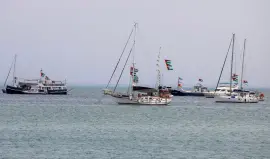 اللجنة الدولية لكسر الحصار: أسطول الصمود تعرض لقرصنة إسرائيلية واحتجاز أكثر من 180 ناشطاً