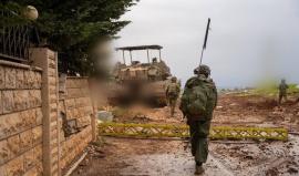 هآرتس: الجيش منهك وبالكاد يلتقط أنفاسه وتقدمه محدود في جنوب لبنان