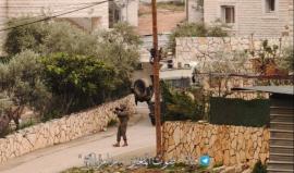 قوات الاحتلال تقتحم قرية المغير وتعتدي على المواطنين