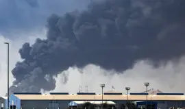 إيران تقصف دول الخليج