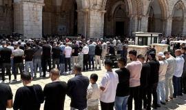 من أداء صلاة الجمعة اليوم في المسجد الأقصى