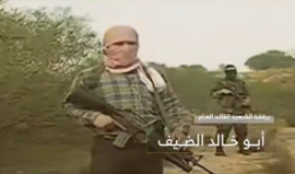 القيادي الشهيد يوسف أبو جزر برفقة الشهيد القائد العام أبو خالد الضيف