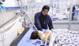 الطفل محمد الجبالي.. السرطان ينهش جسده وقيود السفر تحرمه من العلاج