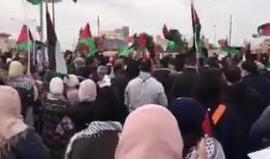 "لاشرقية ولا غربية عربية فلسطينية".. من هتافات المسيرات الحاشدة في الأردن بالأمس في جمعة الإرادة  نصرة للقدس ورفضاً للقرارات الأميركية.
