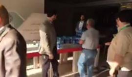 مباشر استمرار دخول العالقين من الجانب المصري الى الجانب الفلسطين داخل معبر رفح