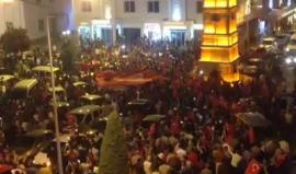 #شاهد
مواطنون أتراك يستجيبون لدعوة أردوغان ويتوجهون للساحات