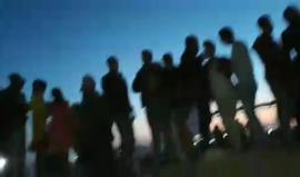 #مباشر رسالة لجنود الاحتلال الإسرائيلي يبعتها المشاركون في مخيم العودة على الحدود الشرقية لمدينة خانيونس
#مسيرة_العودة_الكبرى