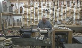 هشام كحيل (56 عاما) من #غزة يمتهن حرفة النحت على الخشب منذ نحو 38 عاما
youtu.be/zpJRcxBfAAc