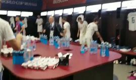 #شاهد: فرحة "هستيرية" للاعبي #روسيا بعد إقصاء #إسبانيا وبلوغ الدور ربع النهائي من #كأس_العالم #اسبانيا_روسيا