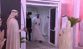 #شاهد ولي عهد ابو ظبي محمد بن زايد يهدي الرئيس الصيني "شي جين بينغ" حصان عربي اصيب يدعى  "جلاردو جاي"، وقال بن زايد أنه "أحد أفضل الخيول العربية الأصيلة"