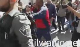 قوات الاحتلال تعتقل الشاب محمد أبو نجمة خلال الوقفة أمام القنصلية البريطانية في القدس المحتلة، بالذكرى المئوية لوعد بلفور المشؤوم. 
#بلفور100
#Balfour100